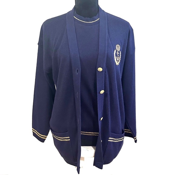 Bay Point Threads Vtg Womens Small Twinset Blue Gold Embroidered Crest Nautical - Picture 2 of 12